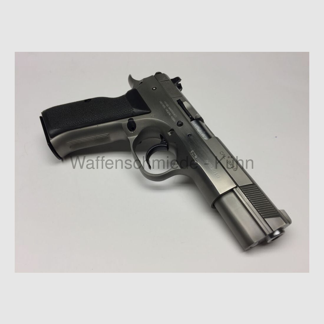 Tanfoglio EAA/Témoin
