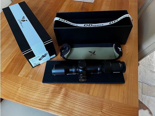 DDoptics V10  1,5-15x40  en montaje Dentler