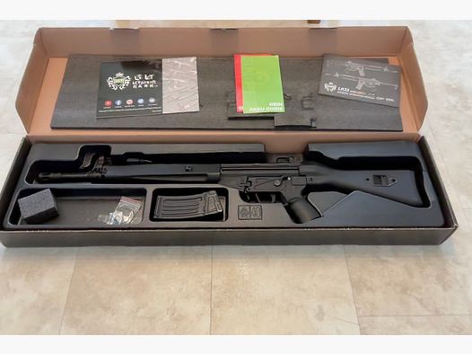 LCT LK-33 A2 airsoft rifle