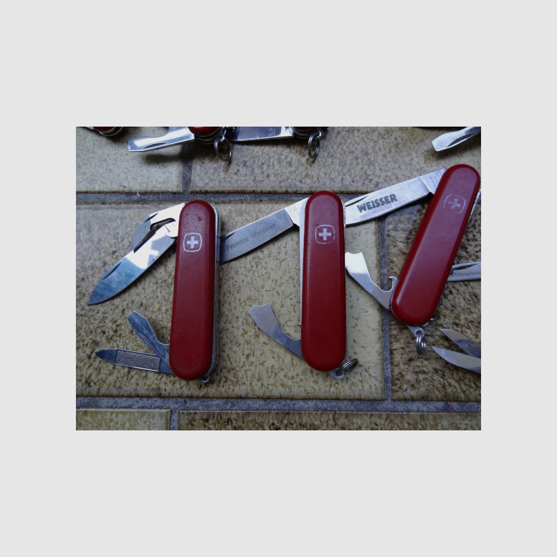 Konvolut Schweizer Messer Victorinox Wenger