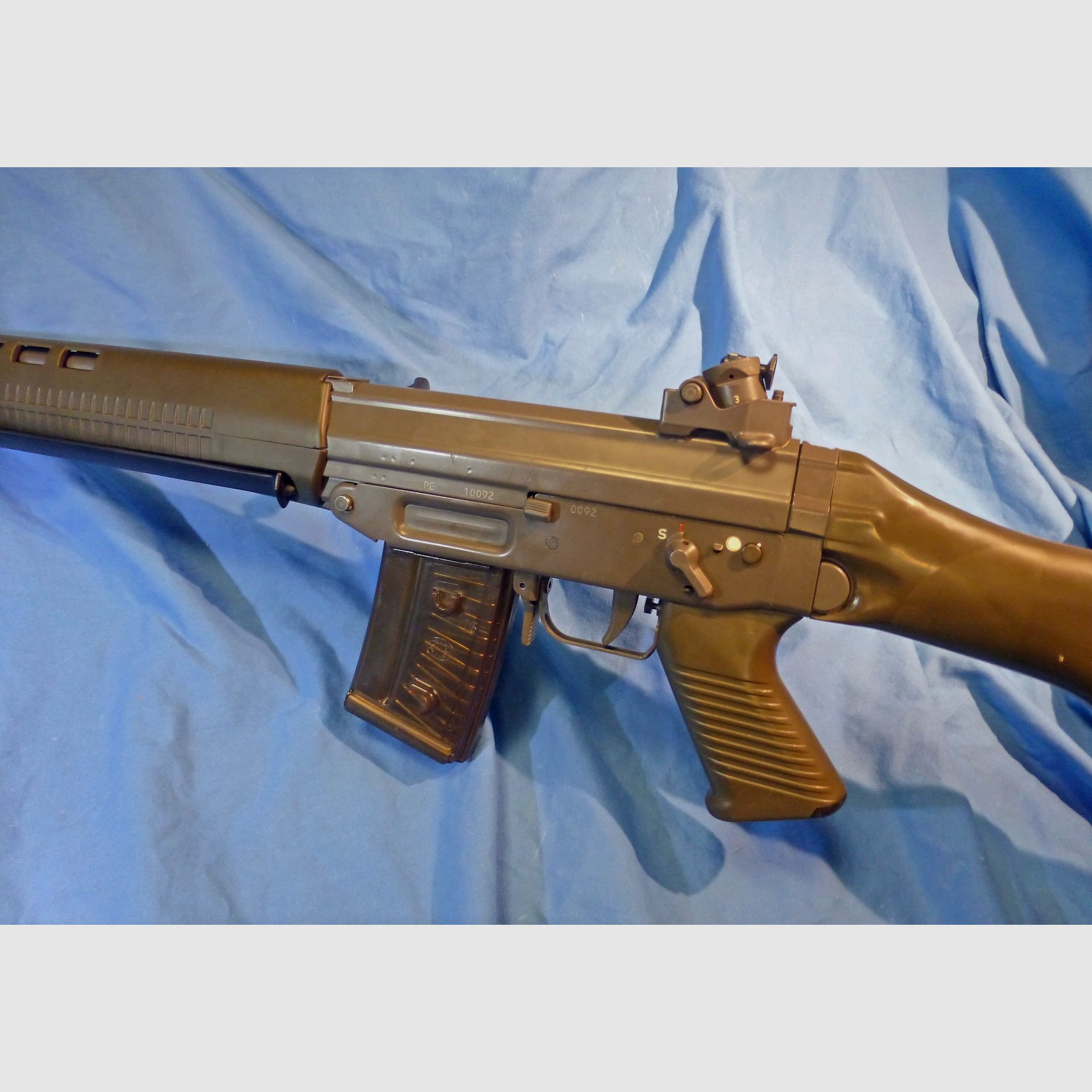SIG PE90 rifle, image 2 of 2