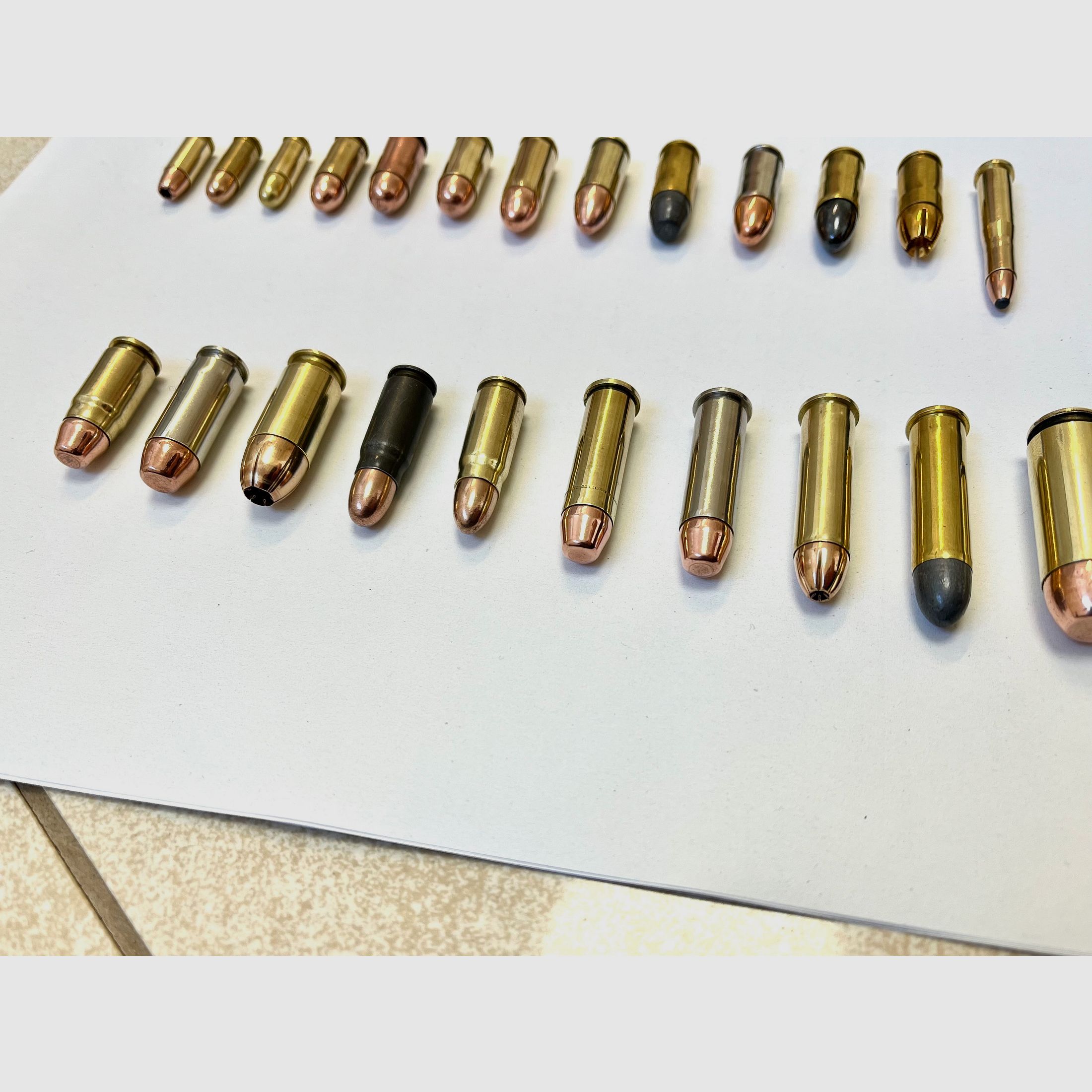 ••• Dekopatronen Konvoluut - Verzameling - Kort wapen 23 stuks •••