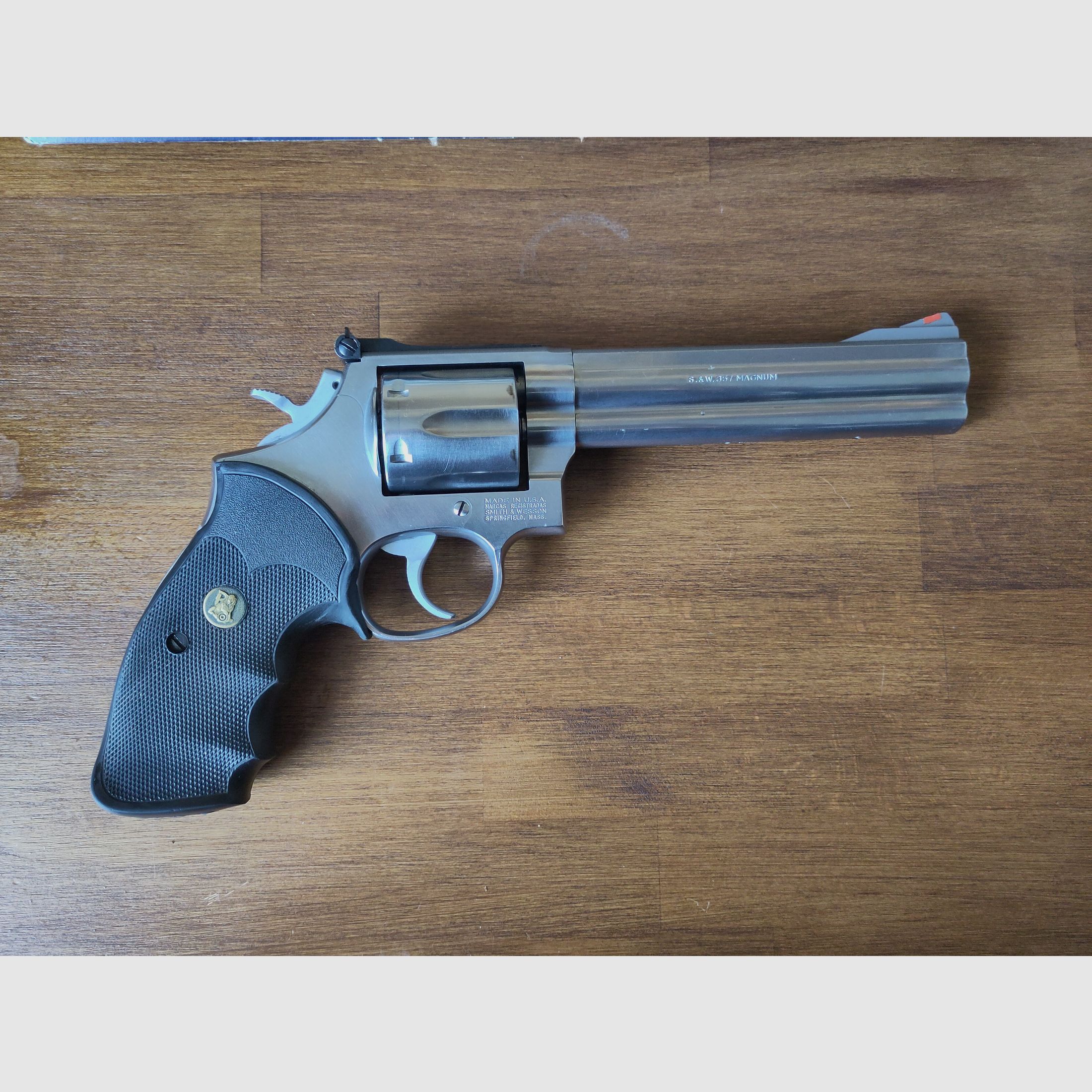 Smith and Wesson Revolver 686-6 .357 Magnum, afbeelding 1 van 5