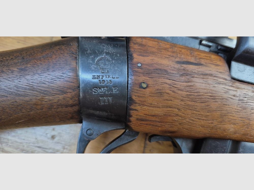 Seltenes englisches Gewehr Lee Enfield MKIII (UND NICHT MKIII(*)!) – Cut-off UND Volleyvisier – Herstellung Enfield 1915! – Originalkaliber 303 Brit. – Monomatrikel! – Alle Teile konform – Guter Lauf – TBE+, Bild 5 von 37