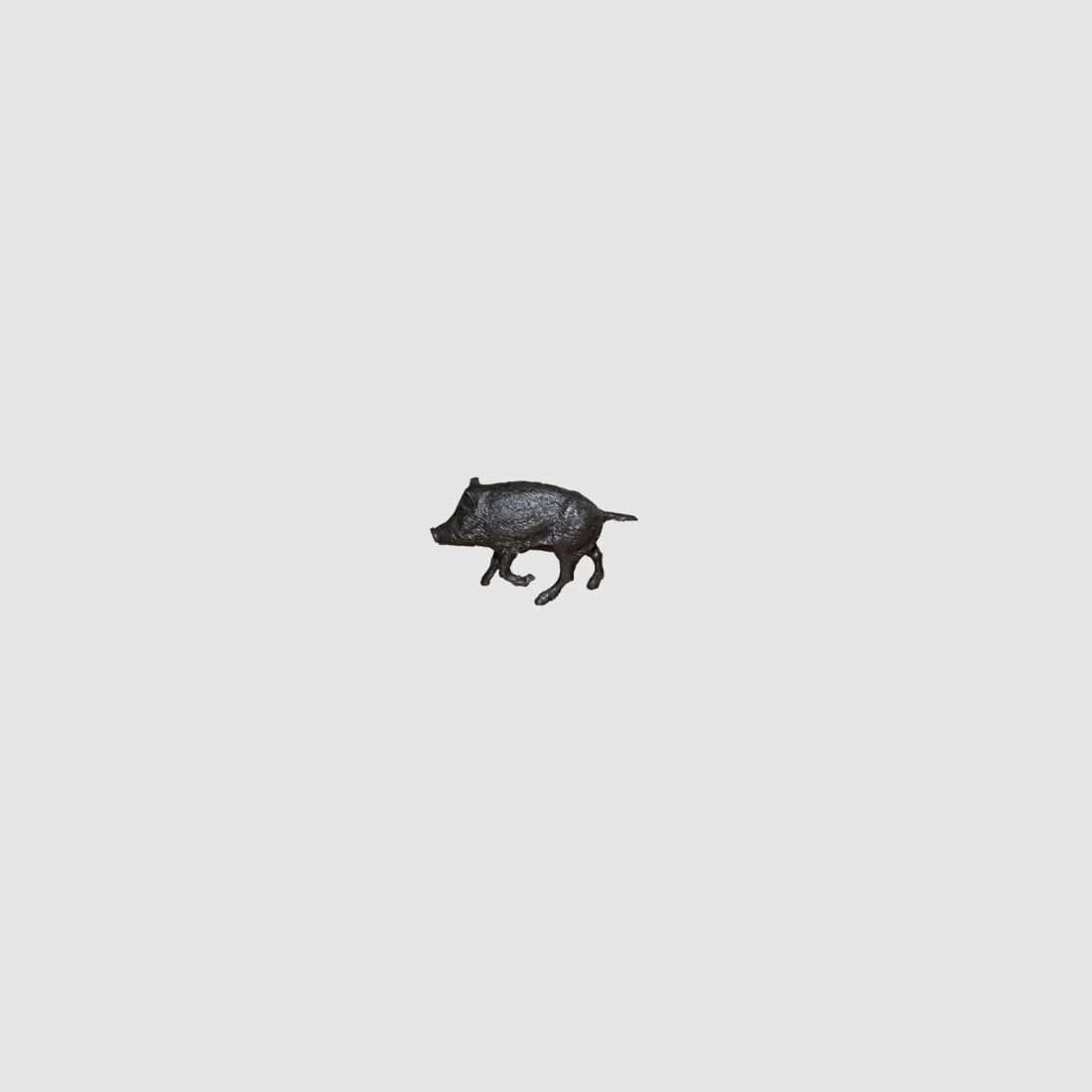 Lovergreen kleine Bronzestatue Motiv getriebenes Wildschwein gallopierend