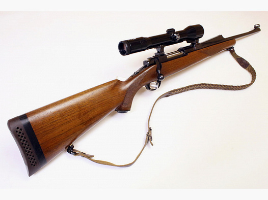 Repetierbüchse - Ruger Mod. 77 "Safari" mit ZF Zeiss 1,5-6x42 | 9,3x62