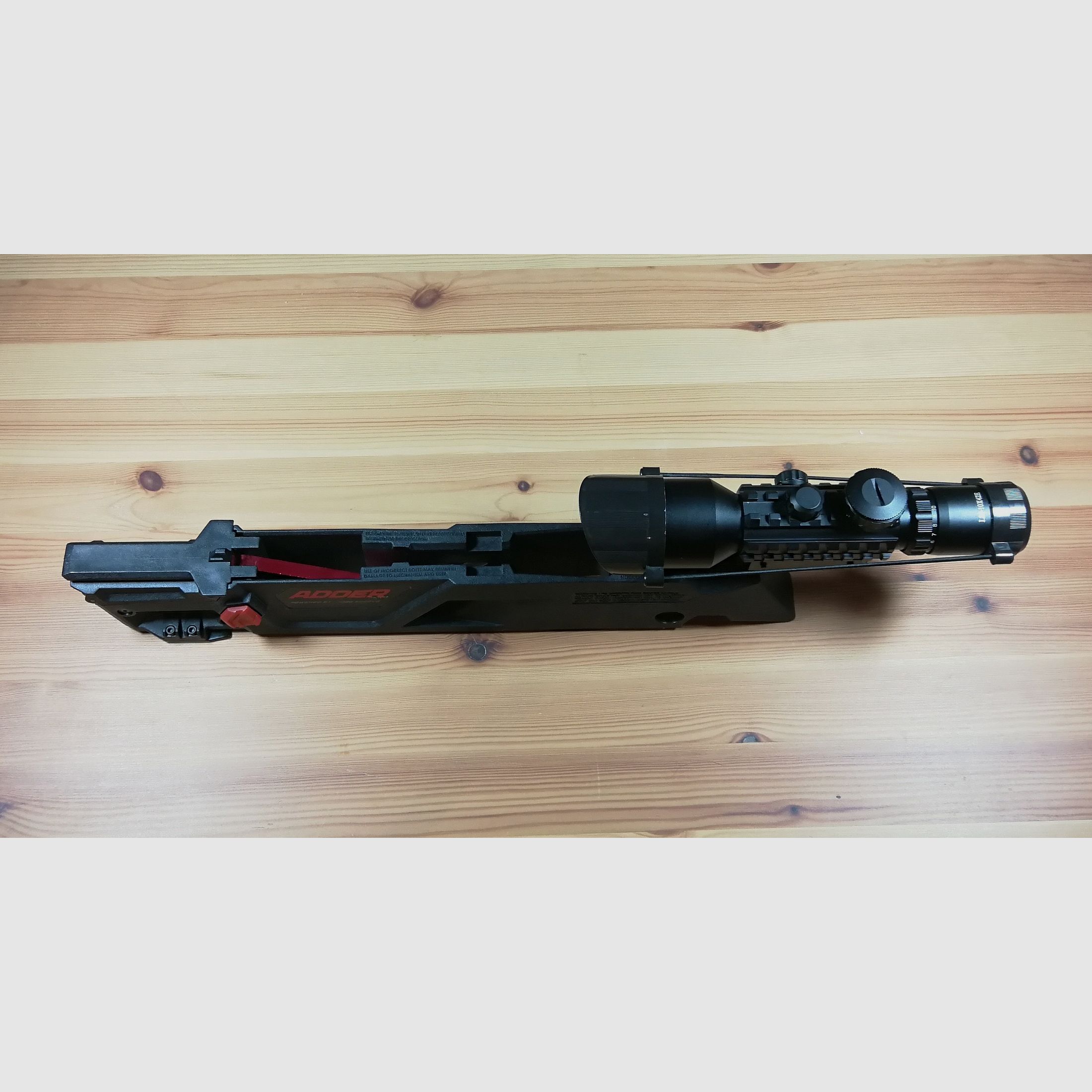 ADDER COBRA SYSTEM 130 LBS + 7 SCHUSS POLYMER MAGAZIN + 7 SCHUSS METALL MAGAZIN + OPTIK 3-10x42 Gr/Ro Bel & OPTIK 4x32 + METALL STANDBEIN