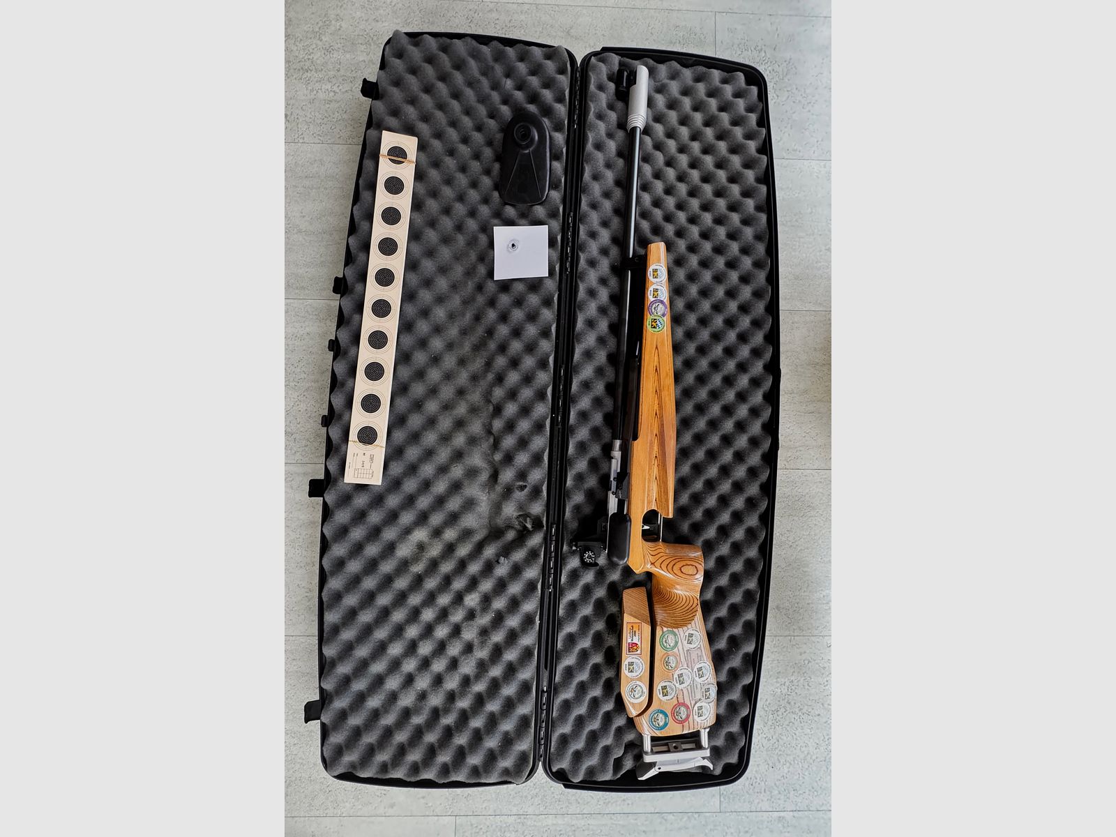 Feinwerkbau Mod.601 generalüberholt, Anschütz Schaftkappe und Gewehrkoffer