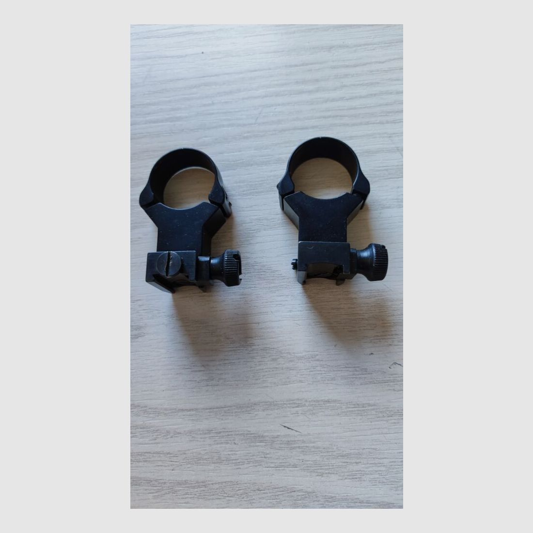 montaggio ad anello sconosciuto