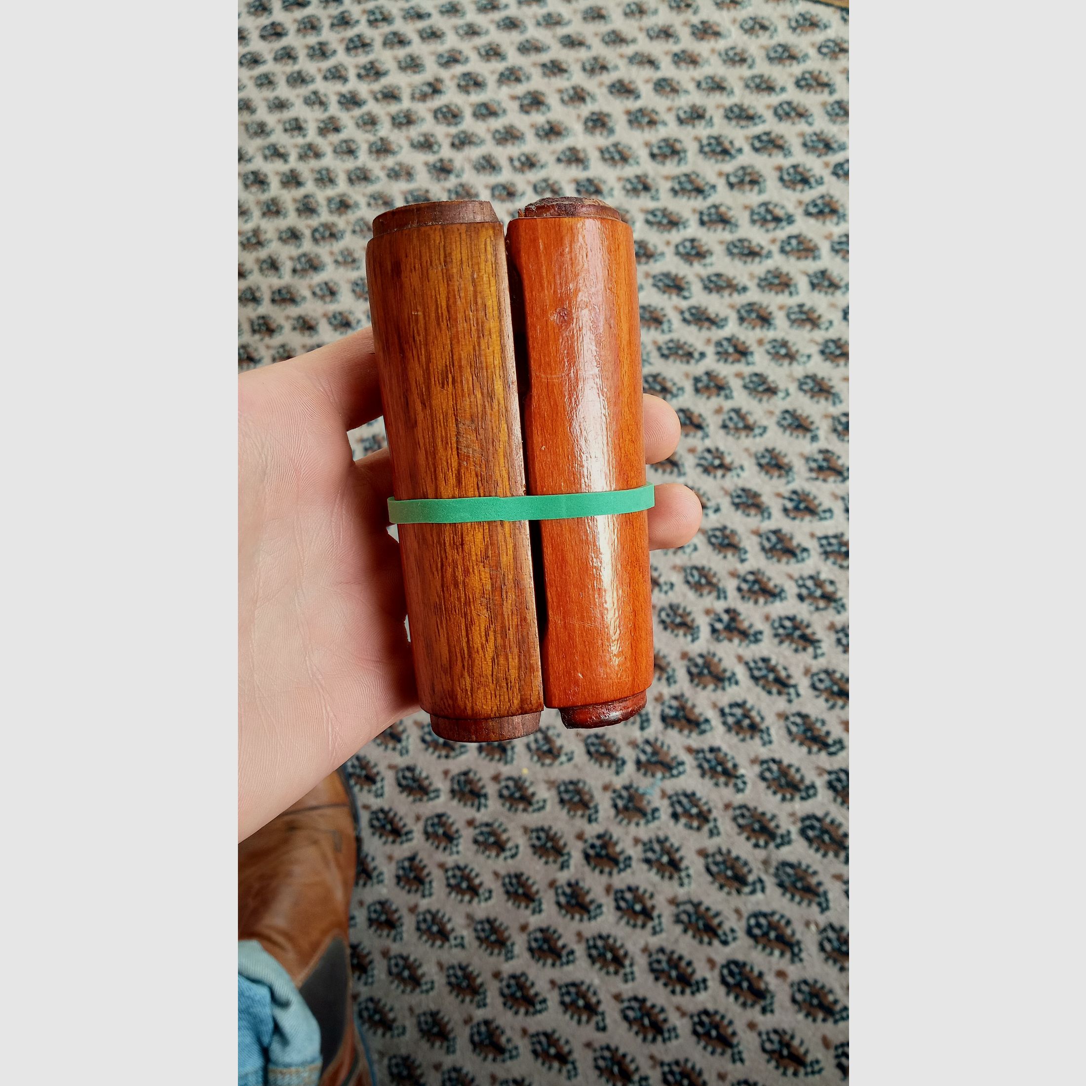 Mysteriöser oberer AK Handschutz aus Holz vermutlich rumänisch oder chinesisch (Type 56)