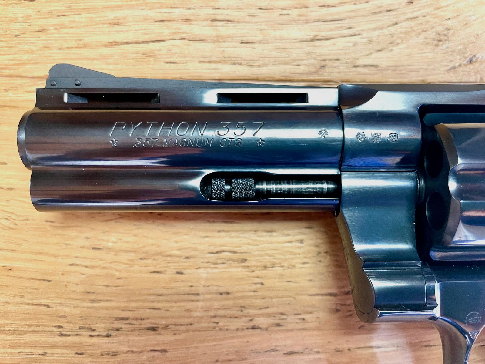Colt Python .357Mag. CTG-  4" barrel length - Like new
