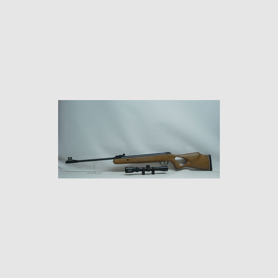 Two-fifty inkl. ZF 3-9x32 AO - Kal.4,50mm,Lochschaft -F-