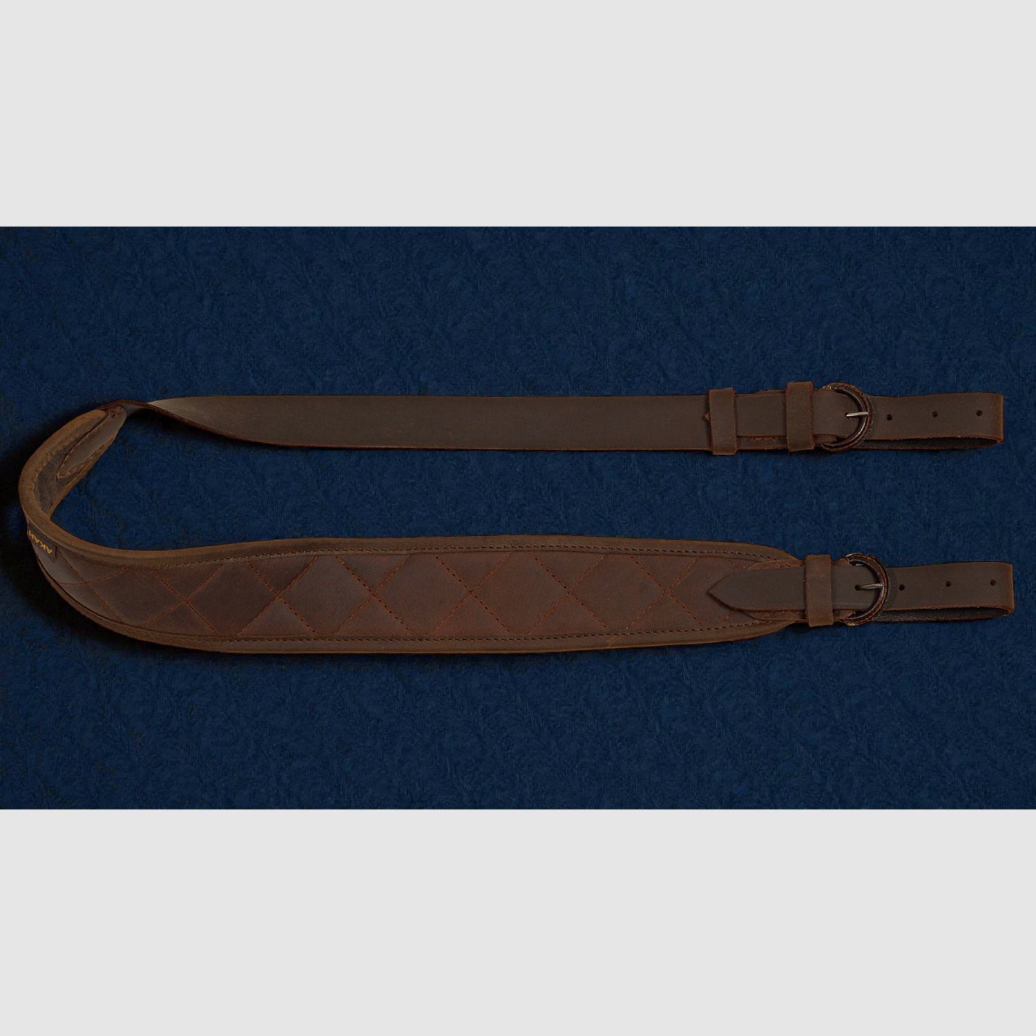 Sangle de fusil AKAH en cuir d'élan avec rembourrage matelassé