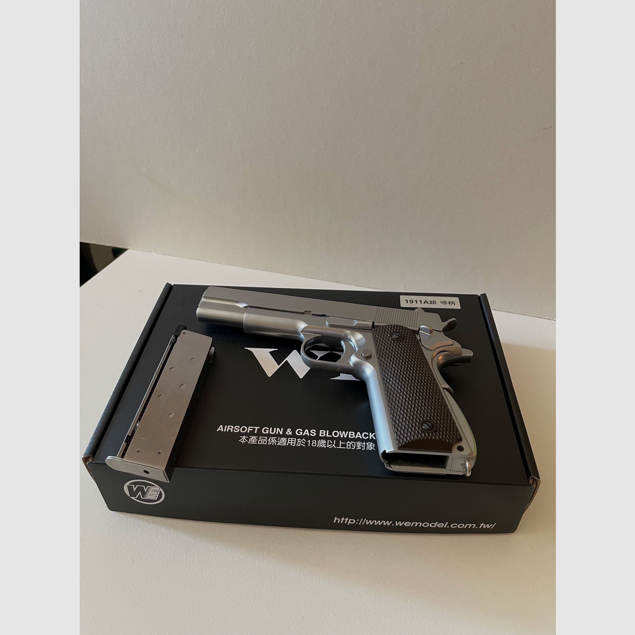 Wei-ETech M1911 Vollmetall GBB Chrome finish 