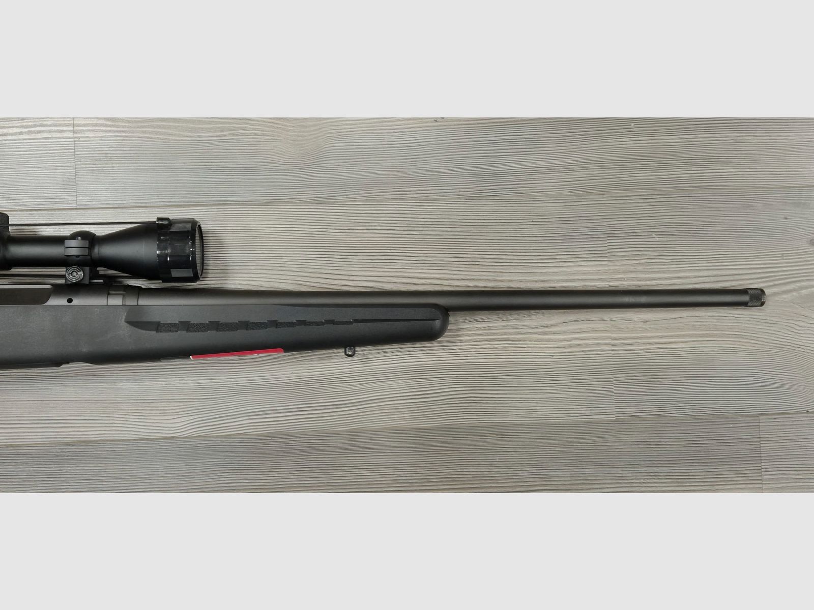 PACK SAVAGE AXIS LINKSHANDIG KAL. 243 WIN + 3.9×40 Bushnell richtkijker, afbeelding 4 van 6
