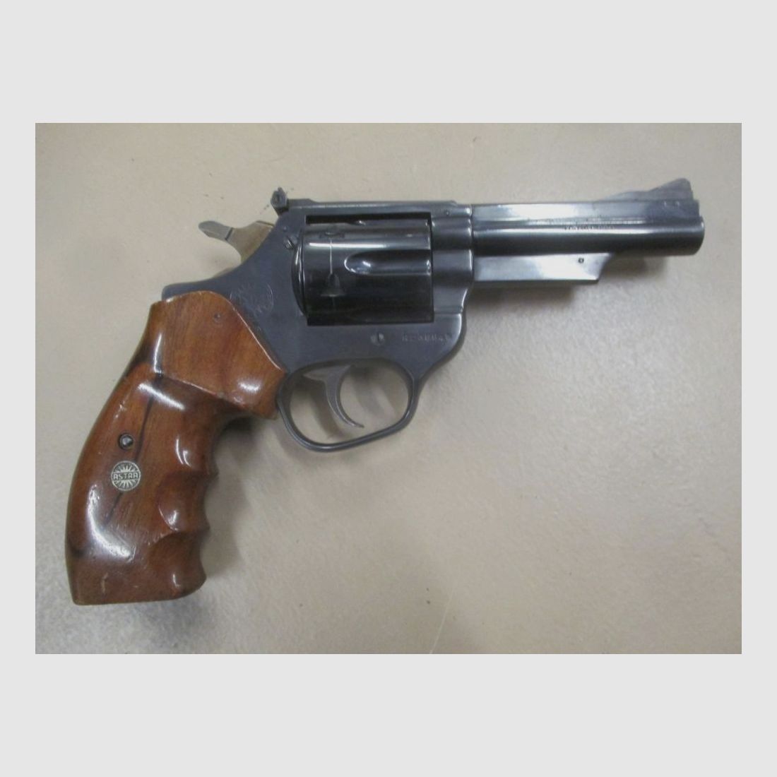 Revolver .357 magn, Astra, 4 Zoll