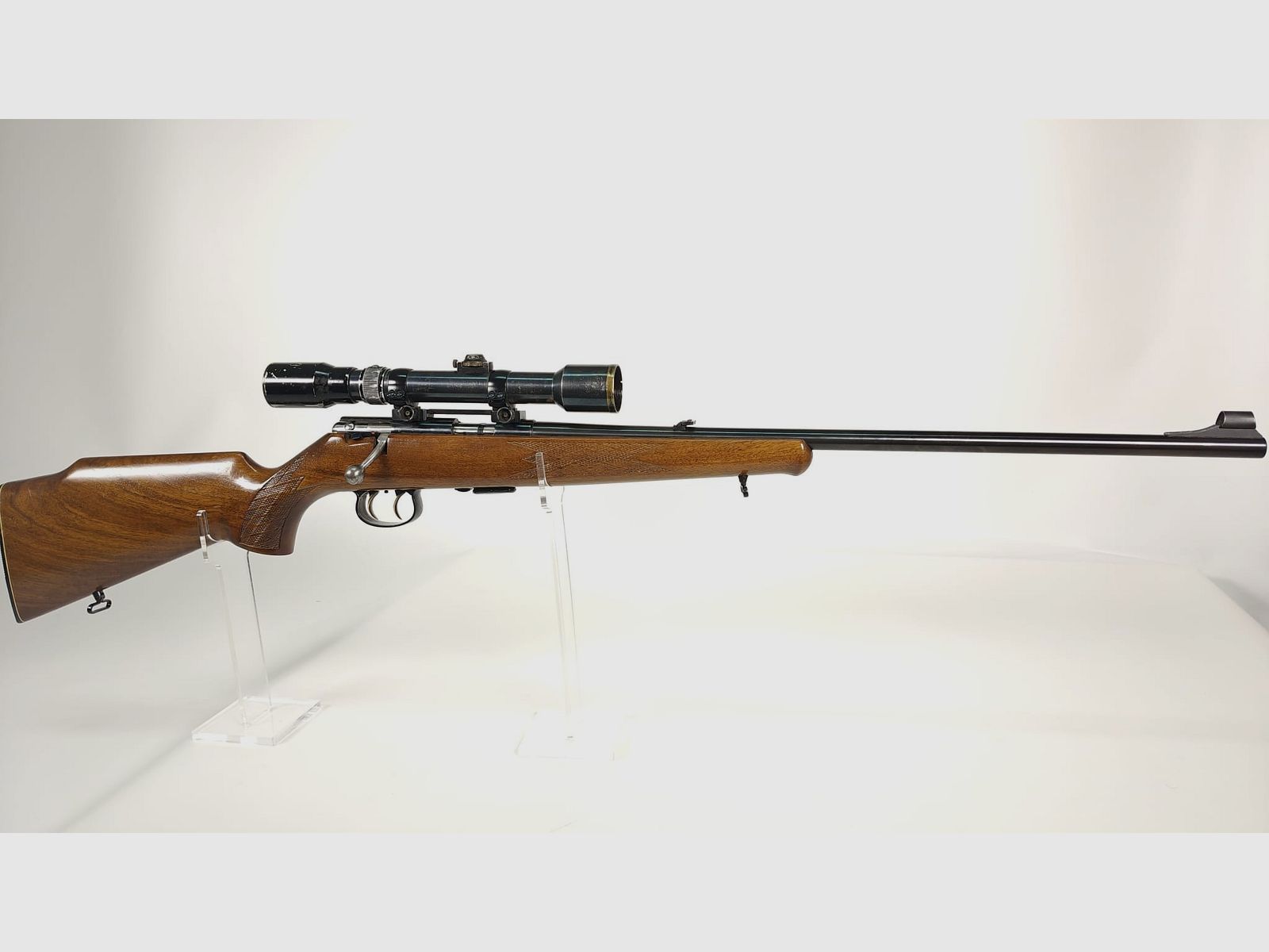 Anschütz 1415/16 rifle de repetición de calibre .22lr
