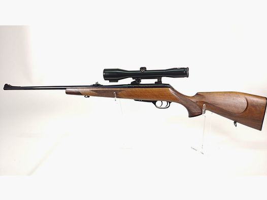 Voere Titan Menor 5,6x50 Mag. – mit Schmidt & Bender 6x42 in EAW-Schwenkmontage, Stecher und deutscher Backe