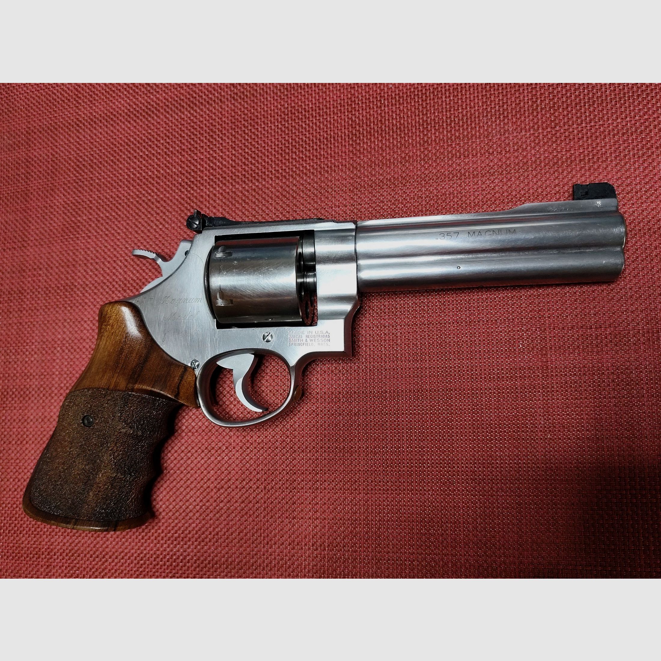 S&W Revolver  cal. 357 Magnum - Mod. 627