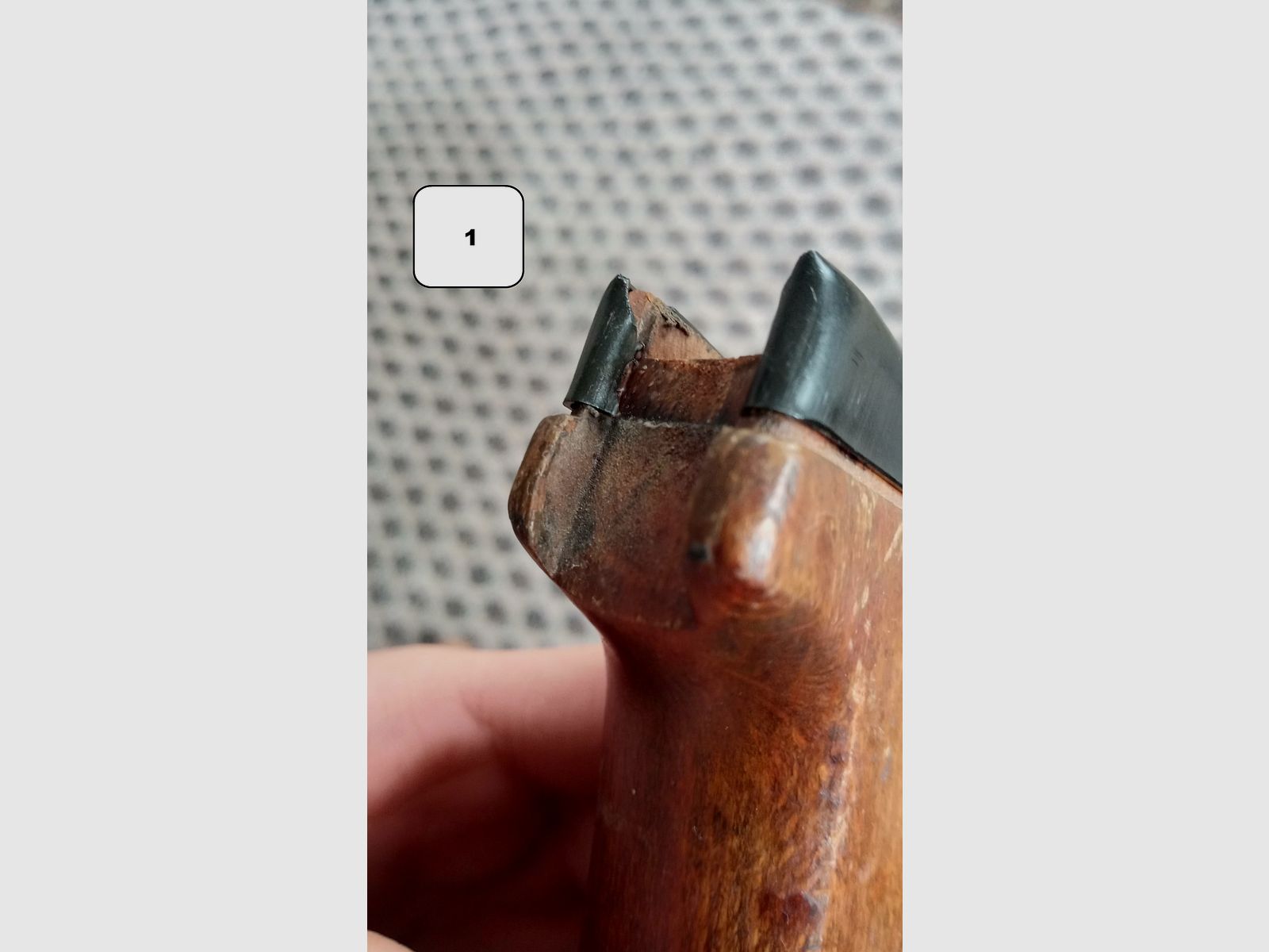 Original Ungarische AMD-63 Pistolengriffe aus Buchenholz inkl. Stahl Ferrule  // AMD 65 AK AKM Griff Buche Holz