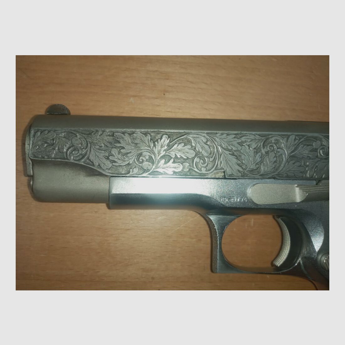 Série Colt Comander 70