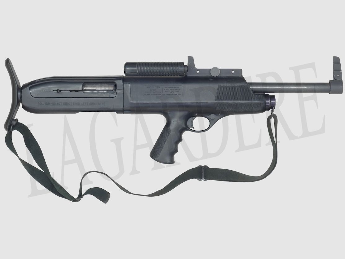 HIGH STANDARD TEN, POLITIEFLINTE (MILITAIRE SEMI-AUTOMATISCHE FLINT MET GLADDE LOOP)
