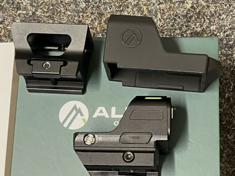 Punktowy celownik Alpen Optics Argus LT 1x26x23 otwarty