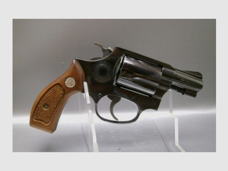 Smith & Wesson 36