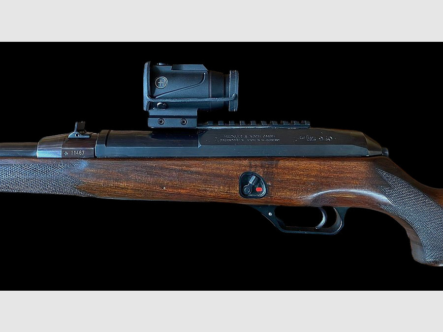 Selbstladebüchse Heckler&Koch HK940 im Kaliber .30-06Spr. mit Hawke Pirsm Sight auf Picatinny Rail
