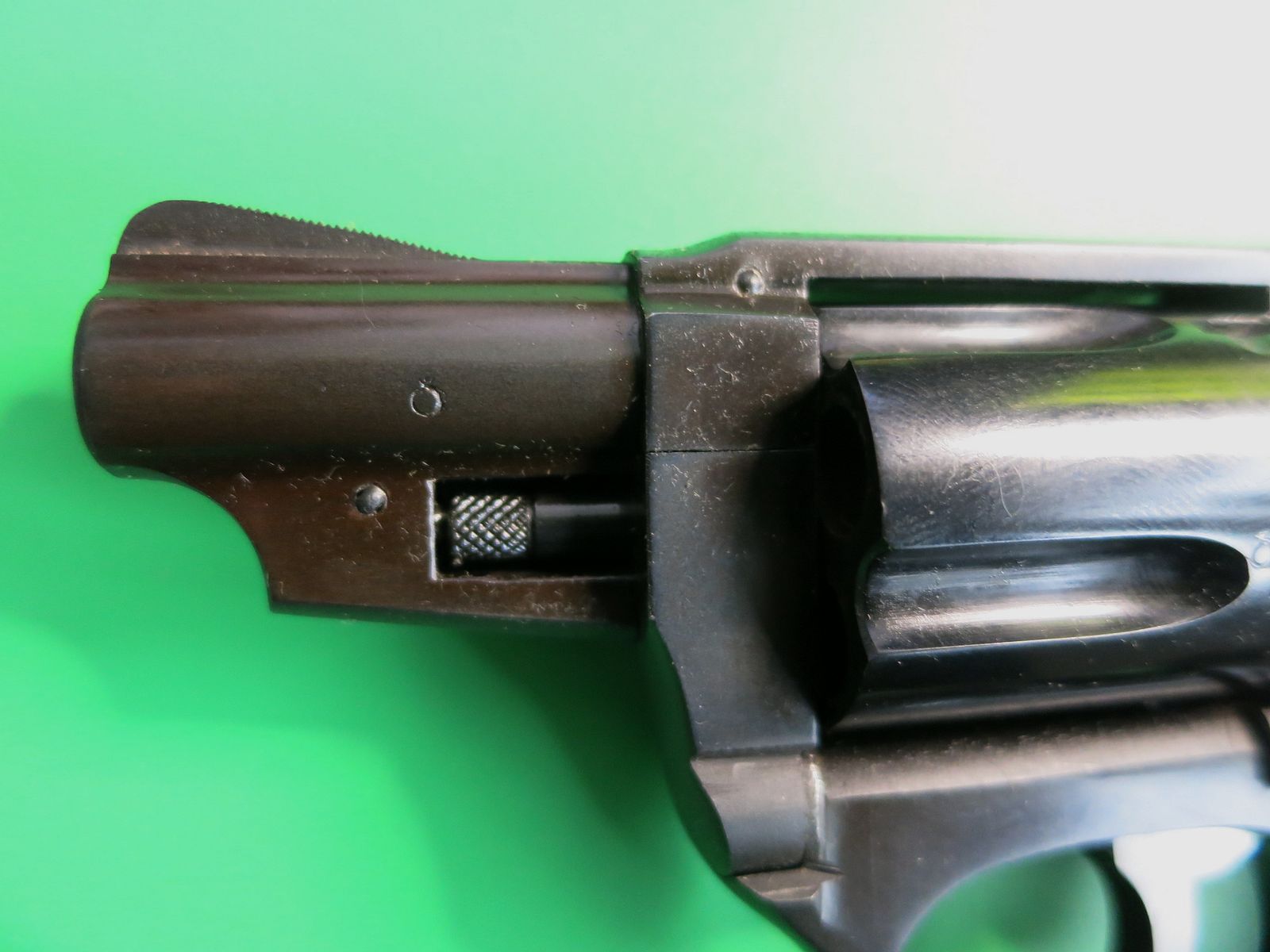 Astra Cadix, .38 Special, 2" revolver, fangschot of valjacht #97