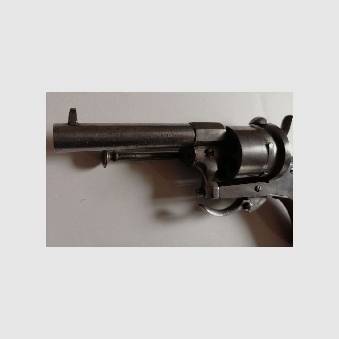 Schöner Lefaucheux-Typ Liège Perkussionsrevolver im Kaliber 7 mm – Ausgezeichneter Zustand, Bild 8 von 20