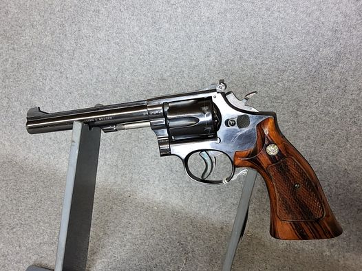 Smith&Wesson	 17-4