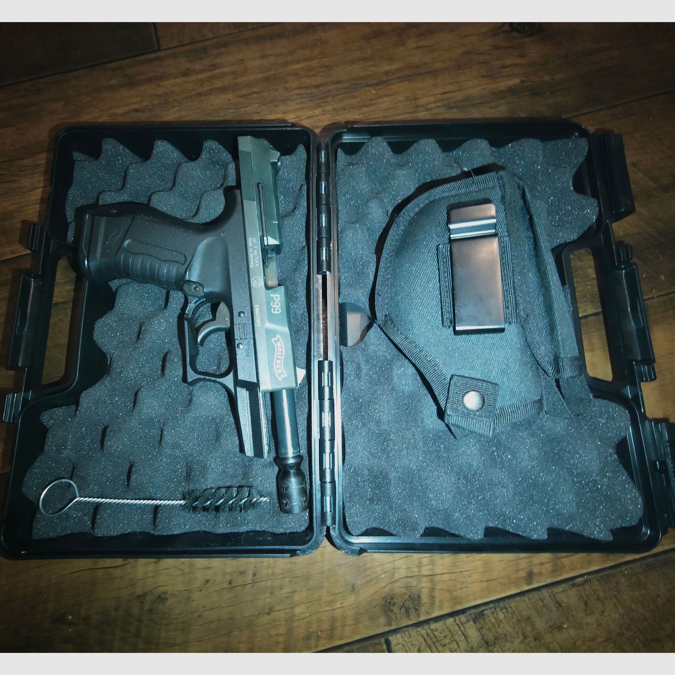 Walther P99 9mm Pak Schreckschuss Neuwertig