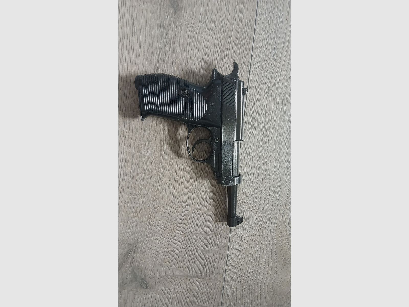Denix P38 Deko Pistole