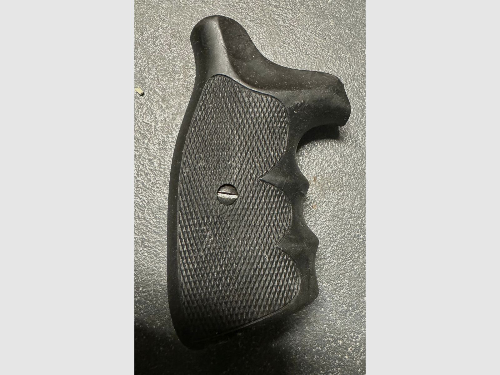 Empuñaduras de Onkel Mike para marco S&W Square Butt K/L