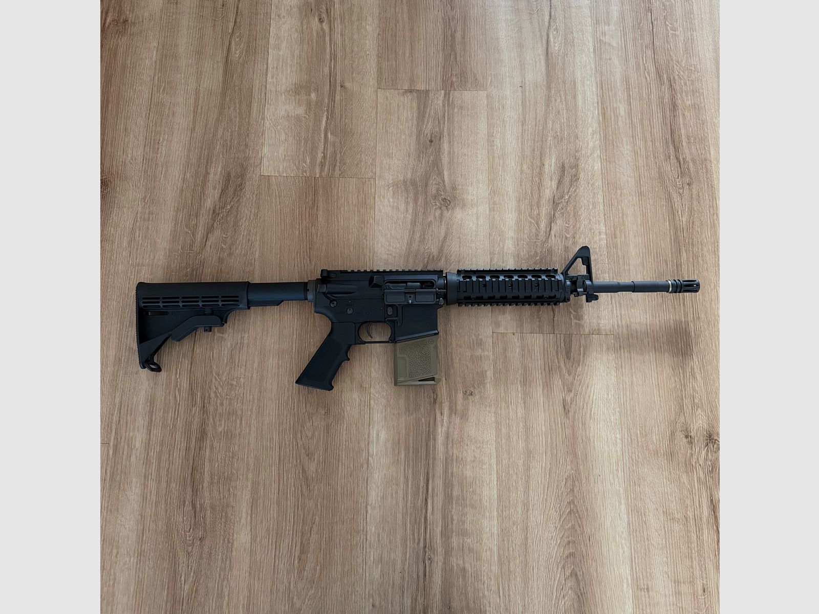 Ares M4 S-AEG, Bild 2 von 8