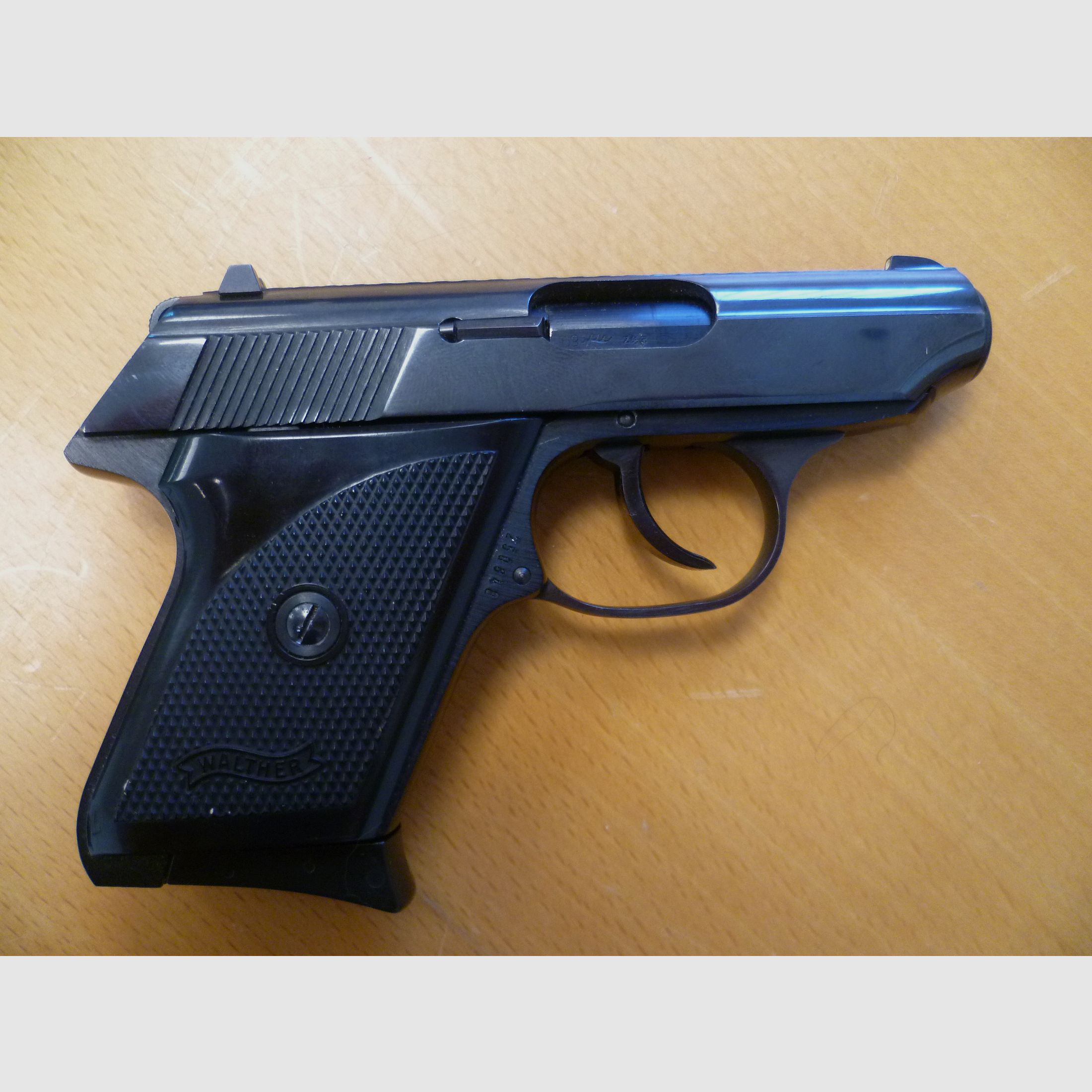 Pistola Walther TPH .22lr.