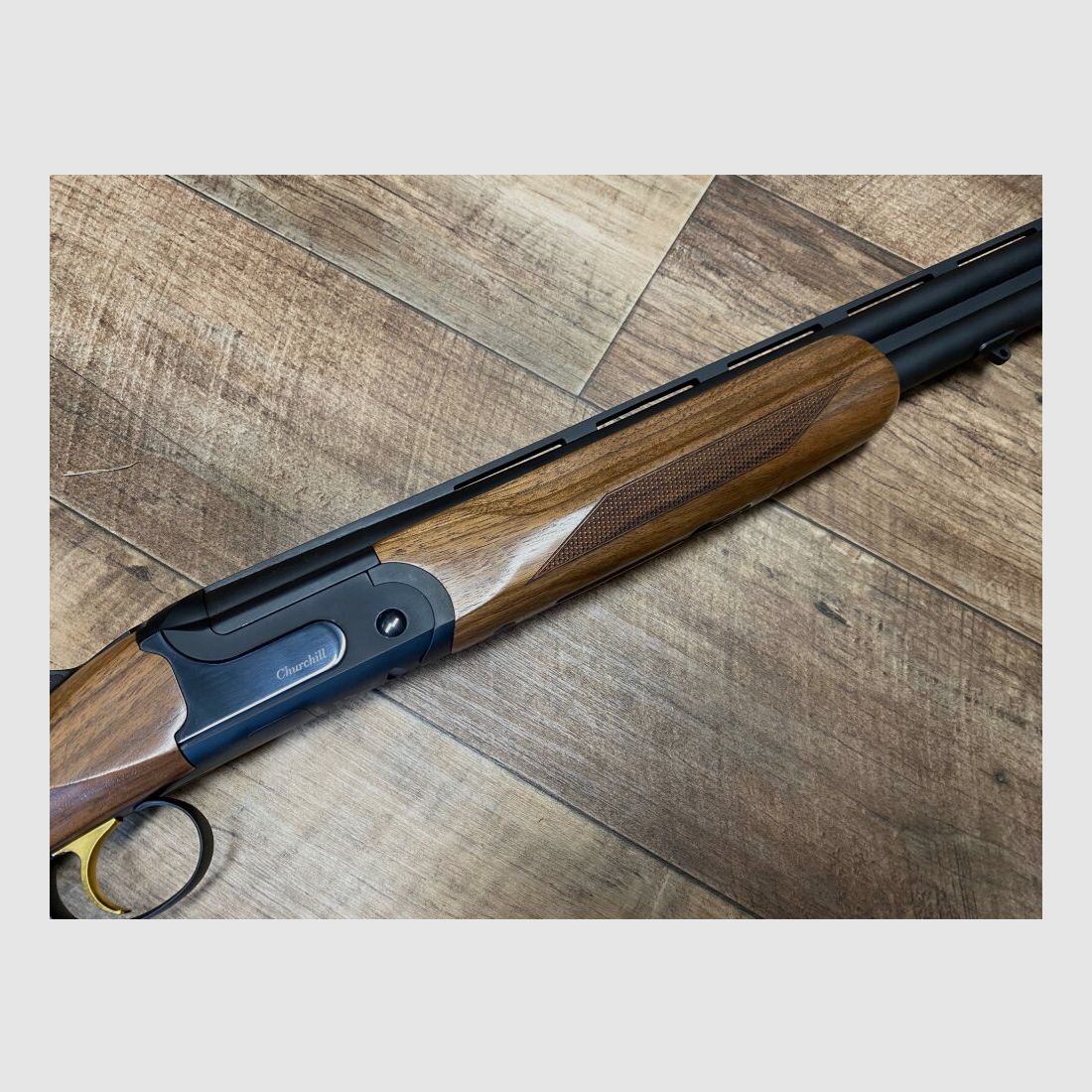 Akkar Churchill 206E LADY, Black II 12/76