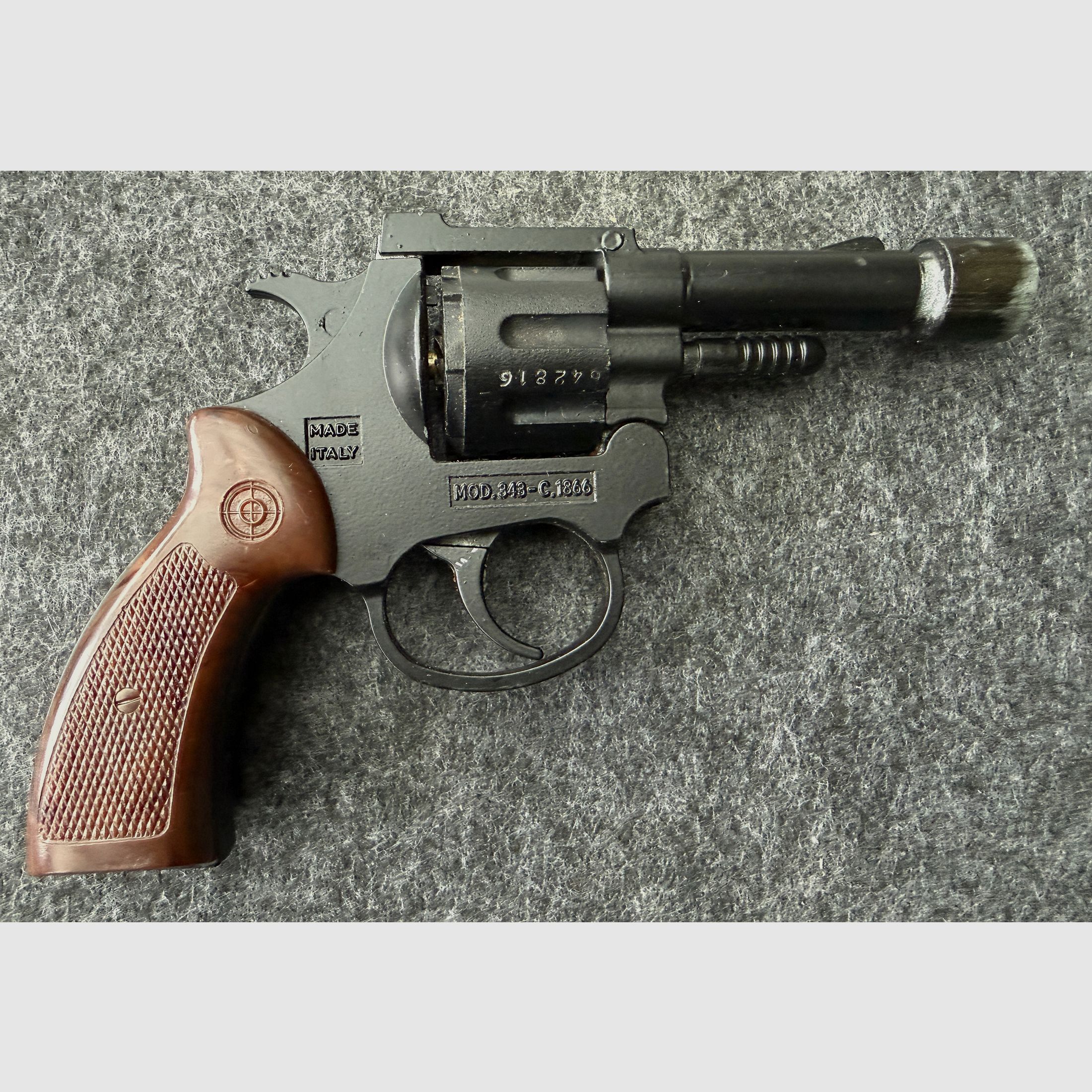 Revolver a salve Umarex 6mm Flobert con coppa di lancio avvitabile