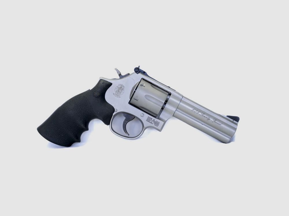 Smith & Wesson M686 Security Special 4" stainless