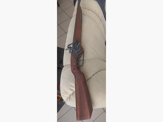 Dekowaffe Steinschlossgewehr im sehr guten Zustand 