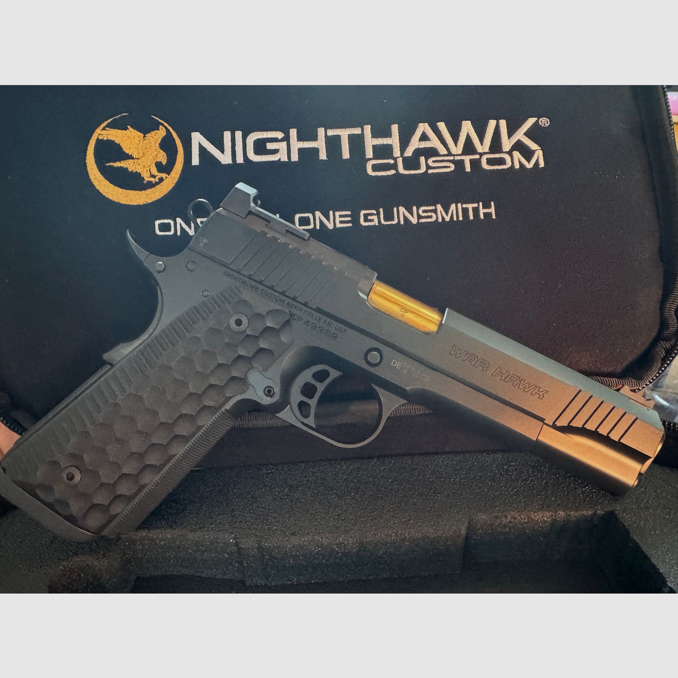 1911 Nighthawk Custom - War Hawk *like new* / .45 Auto