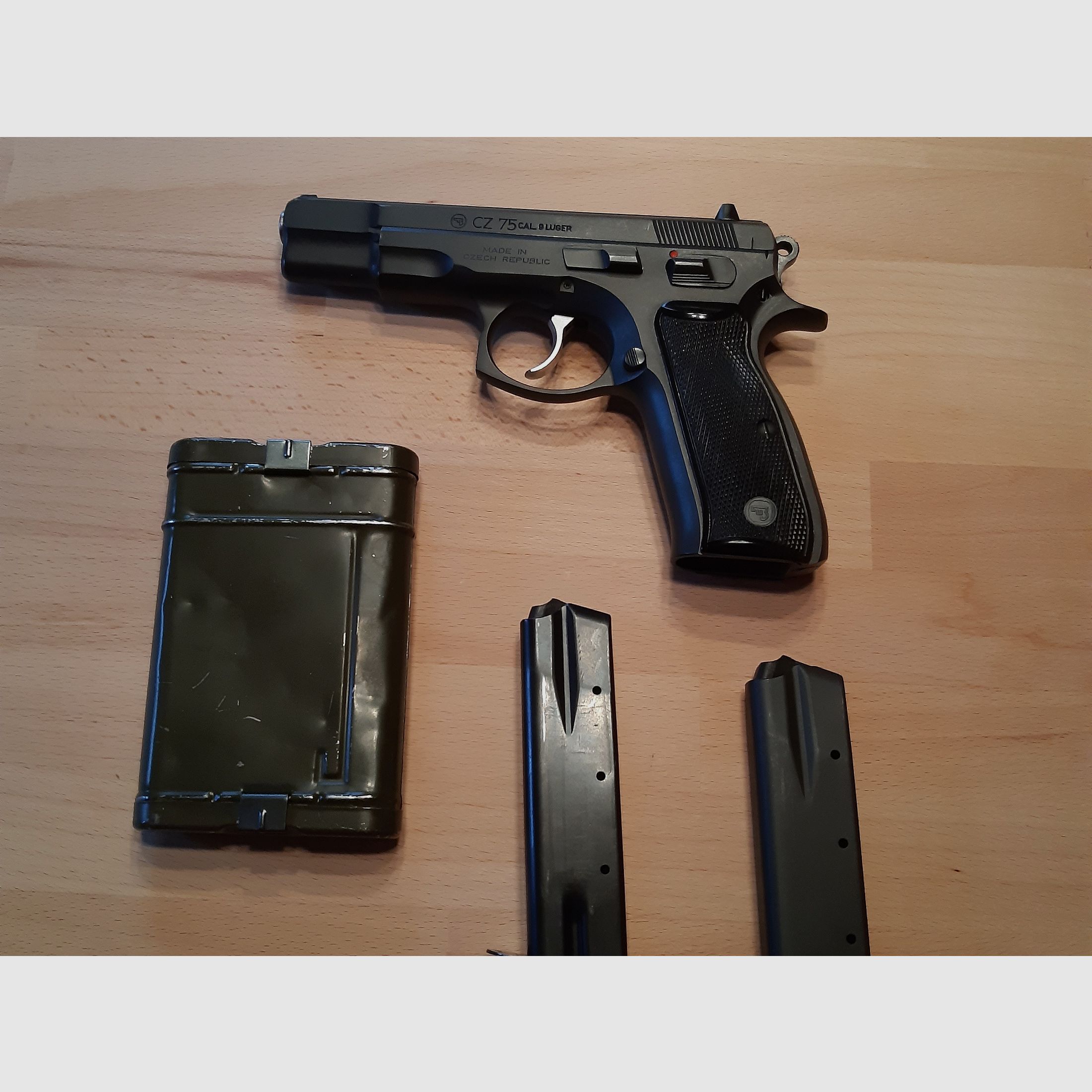 BRÜNNER CZ  m  75