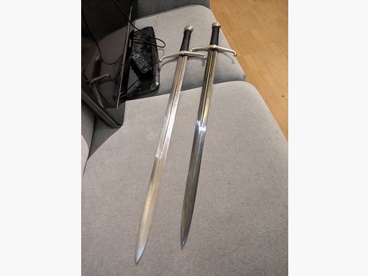 2 spade medievali da cedere