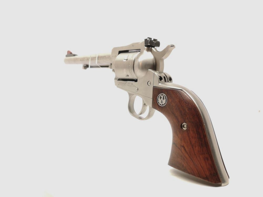 Ruger New Model Single Six mit Wechseltrommel .22lr.