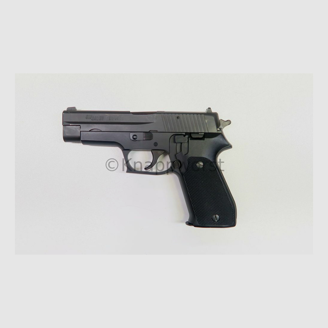 SigSauer Sig Sauer P220