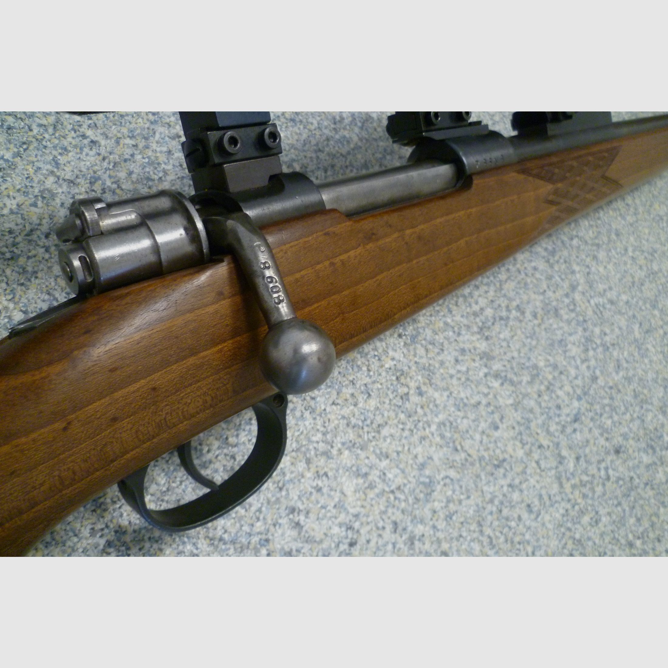 Carabine répétitrice Preduzece 44 8x57IS de chasse