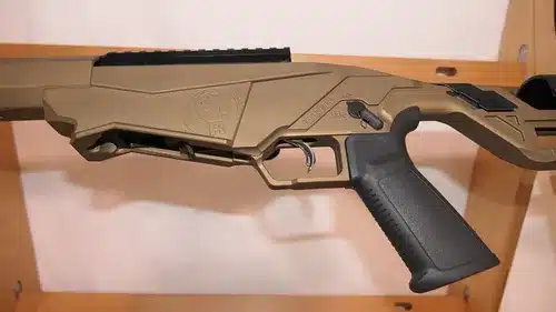Carabine ruger rimfire precision modele tan cal 22lr 2 chargeurs, image 7 sur 13