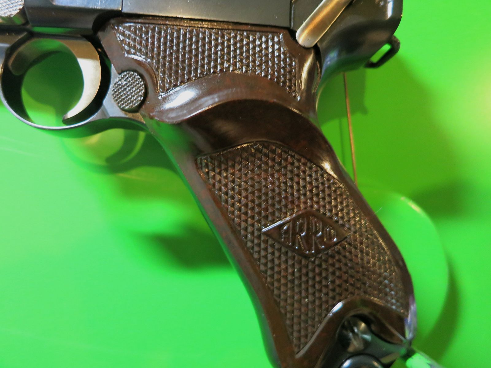 Deutsche Waffen- und Munitionsfabriken (DWM) , Pistole 08 P08, Pistole 1904, Marinepistole Modell 1904, 9 mm Luger     #47-