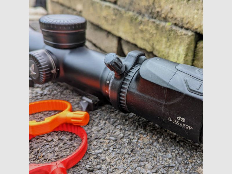 Per Swarovski dS: leva di regolazione rapida per impostazione della magnificazione